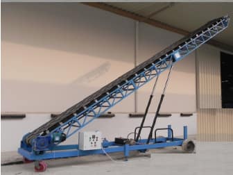 Mobile belt stracker1